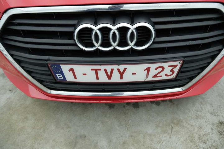 Photo 5 VIN: WAUZZZ8V3JA095549 - AUDI A3 SPORTBACK FL&#3916 