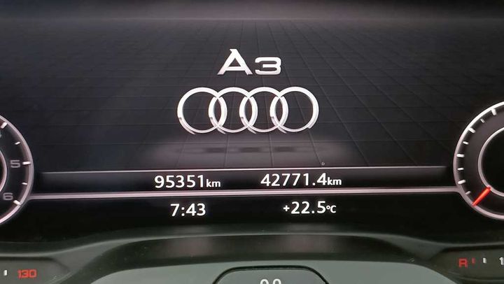 Photo 6 VIN: WAUZZZ8V3JA124063 - AUDI A3 SB FL&#3916 