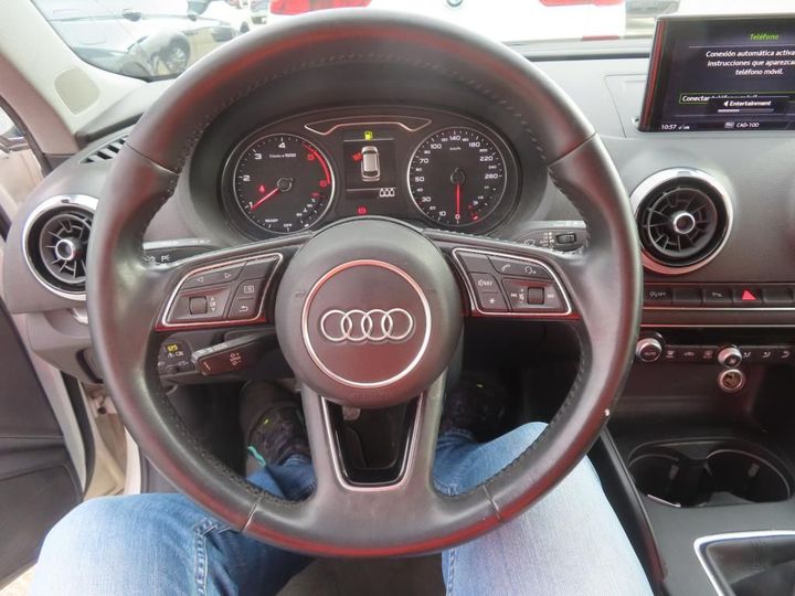 Photo 19 VIN: WAUZZZ8V3JA131191 - AUDI A3 