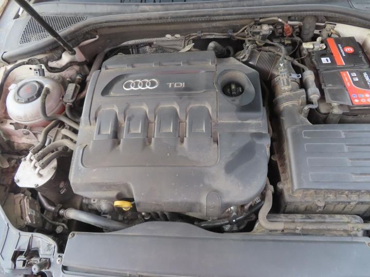 Photo 24 VIN: WAUZZZ8V3JA131191 - AUDI A3 