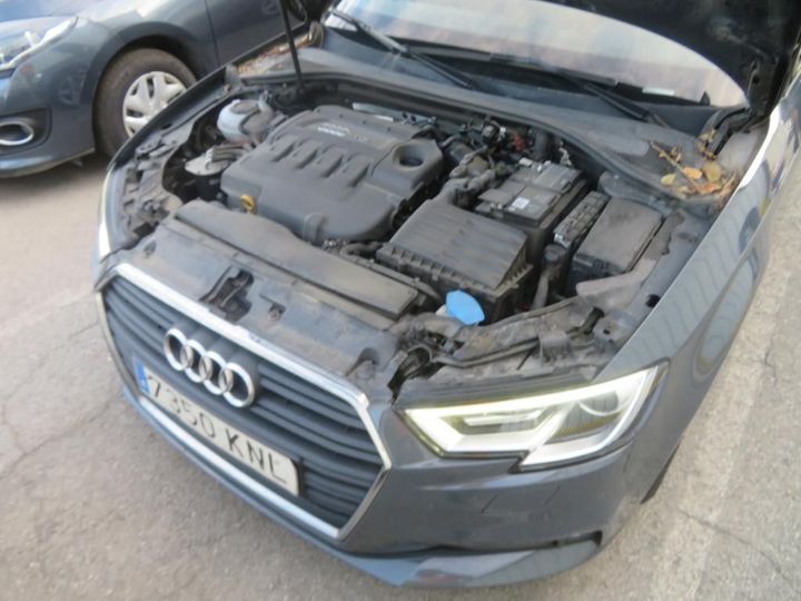 Photo 8 VIN: WAUZZZ8V3JA148217 - AUDI A3 