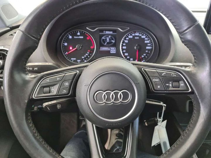 Photo 18 VIN: WAUZZZ8V3K1019010 - AUDI A3 