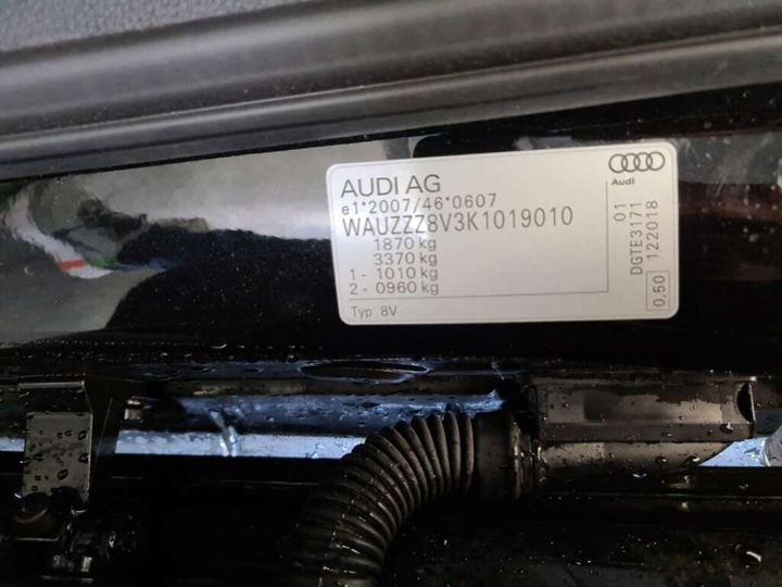 Photo 28 VIN: WAUZZZ8V3K1019010 - AUDI A3 