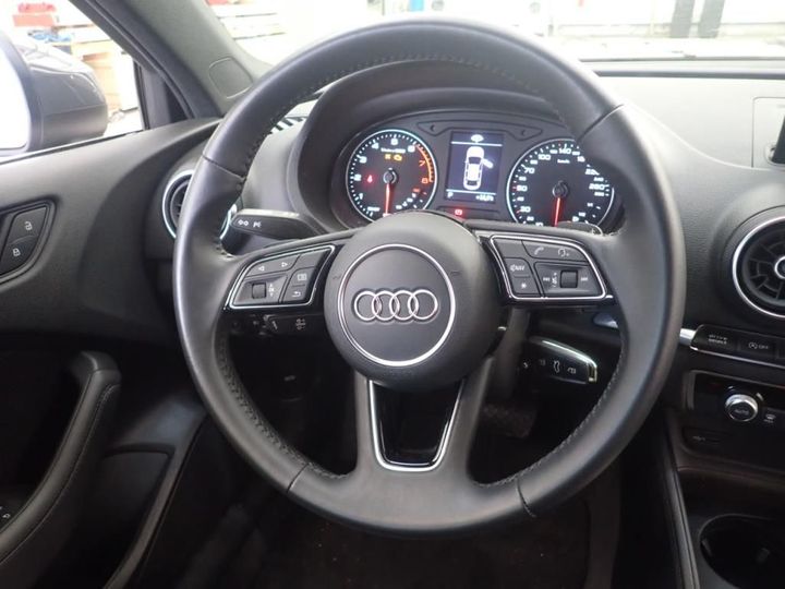 Photo 8 VIN: WAUZZZ8V3K1024384 - AUDI A3 BERLINE 