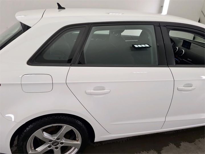 Photo 29 VIN: WAUZZZ8V3KA029049 - AUDI A3 