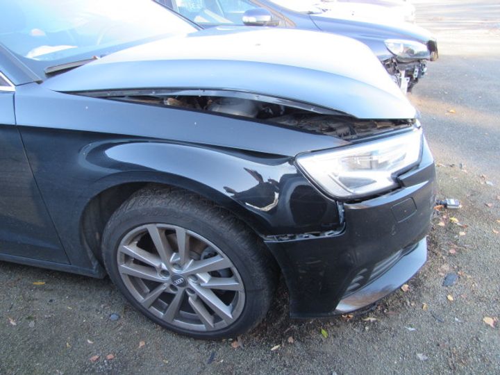 Photo 16 VIN: WAUZZZ8V3KA046885 - AUDI A3 