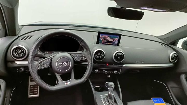 Photo 9 VIN: WAUZZZ8V3KA070748 - AUDI A3 BERLINE &#3916 