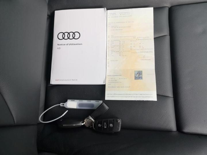 Photo 3 VIN: WAUZZZ8V3KA127756 - AUDI A3 