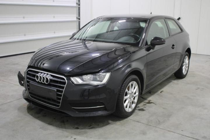 Photo 1 VIN: WAUZZZ8V4EA162066 - AUDI A3 HATCHBACK 