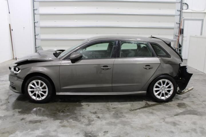 Photo 7 VIN: WAUZZZ8V4FA079058 - AUDI A3 SPORTBACK 