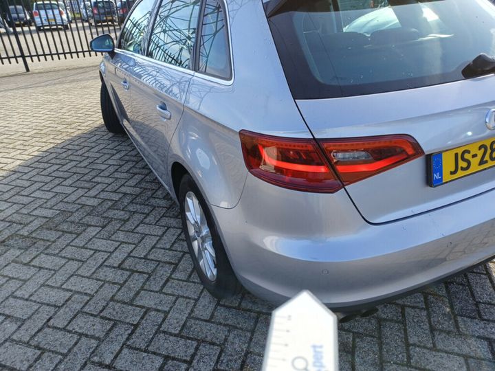 Photo 7 VIN: WAUZZZ8V4GA069082 - AUDI A3 