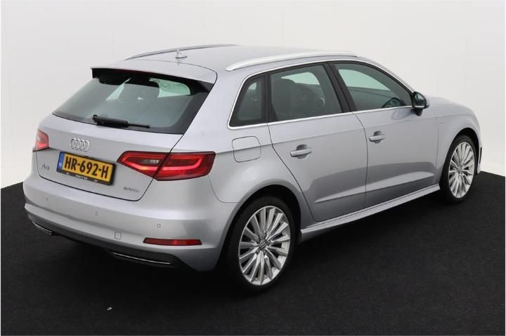 Photo 3 VIN: WAUZZZ8V4GA089476 - AUDI A3 SPORTBACK 