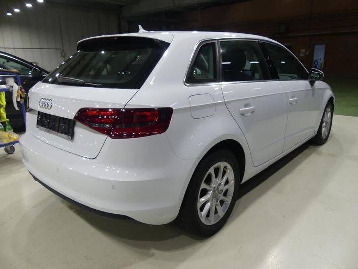 Photo 2 VIN: WAUZZZ8V4GA174818 - AUDI A3 SPORTBACK 