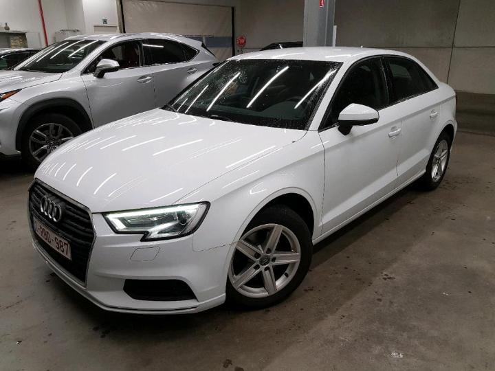 Photo 1 VIN: WAUZZZ8V4H1032017 - AUDI A3 BERLINE 