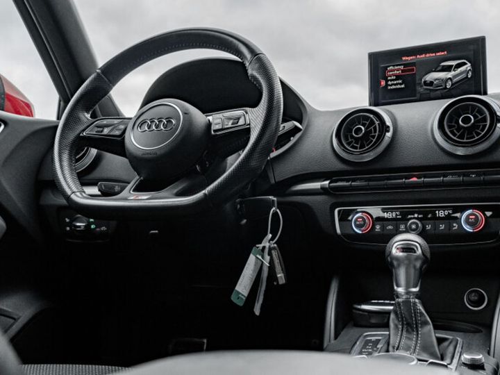 Photo 8 VIN: WAUZZZ8V4HA111090 - AUDI A3 SPORTBACK 