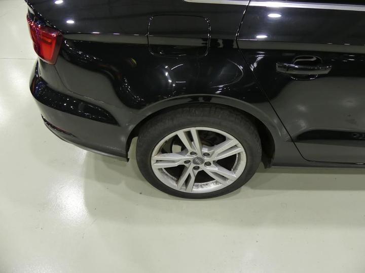 Photo 32 VIN: WAUZZZ8V4J1003428 - AUDI A3 SEDAN 