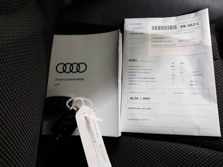 Photo 18 VIN: WAUZZZ8V4J1014610 - AUDI A3 LIMOUSINE 