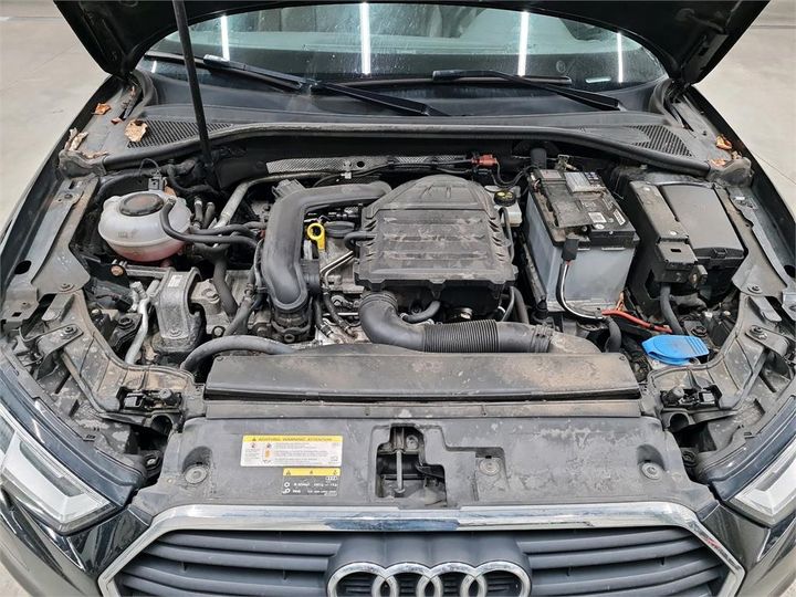 Photo 10 VIN: WAUZZZ8V4J1017684 - AUDI A3 BERLINE 