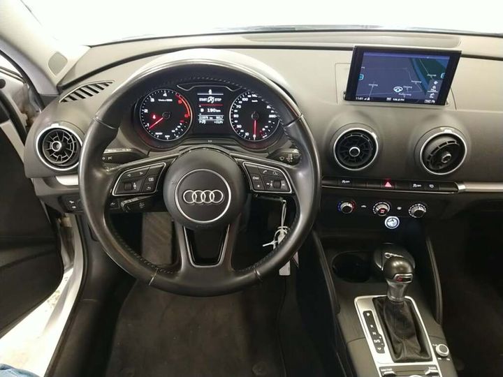 Photo 13 VIN: WAUZZZ8V4J1022383 - AUDI A3 