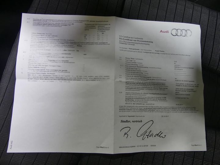 Photo 11 VIN: WAUZZZ8V4J1028846 - AUDI A3 SEDAN 