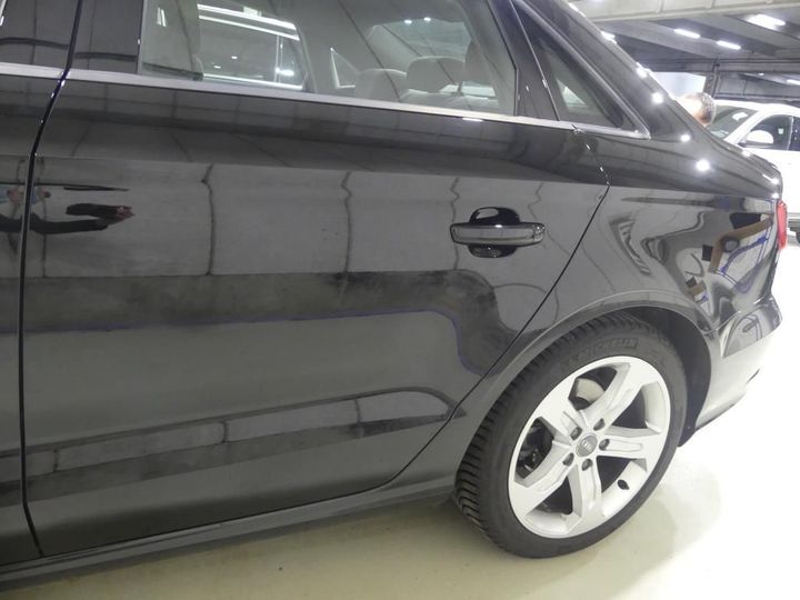 Photo 13 VIN: WAUZZZ8V4J1028846 - AUDI A3 SEDAN 