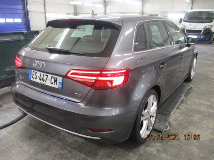 Photo 2 VIN: WAUZZZ8V4JA052905 - AUDI A3 SPORTBACK 