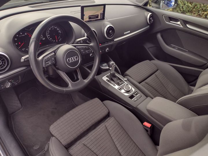 Photo 5 VIN: WAUZZZ8V4JA068098 - AUDI A3 SPORTBACK 