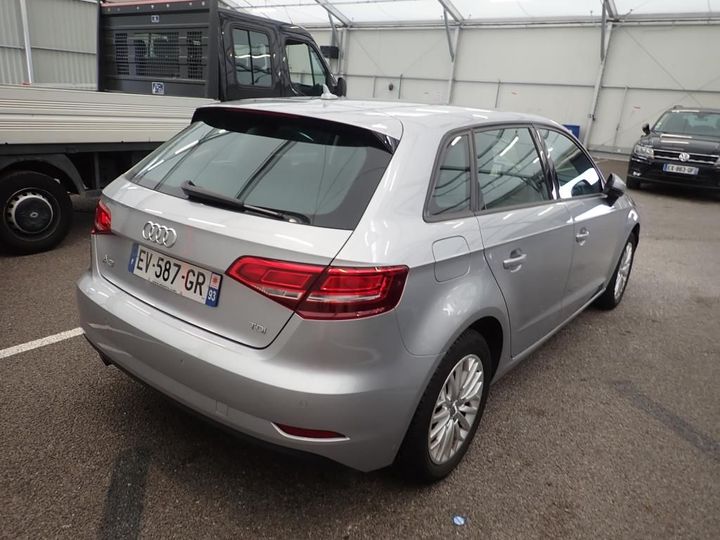 Photo 2 VIN: WAUZZZ8V4JA088044 - AUDI A3 SPORTBACK 