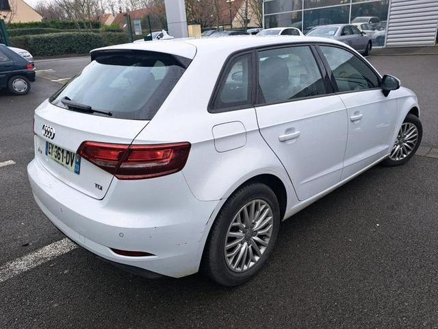 Photo 8 VIN: WAUZZZ8V4JA129837 - AUDI A3 SPORTBACK 