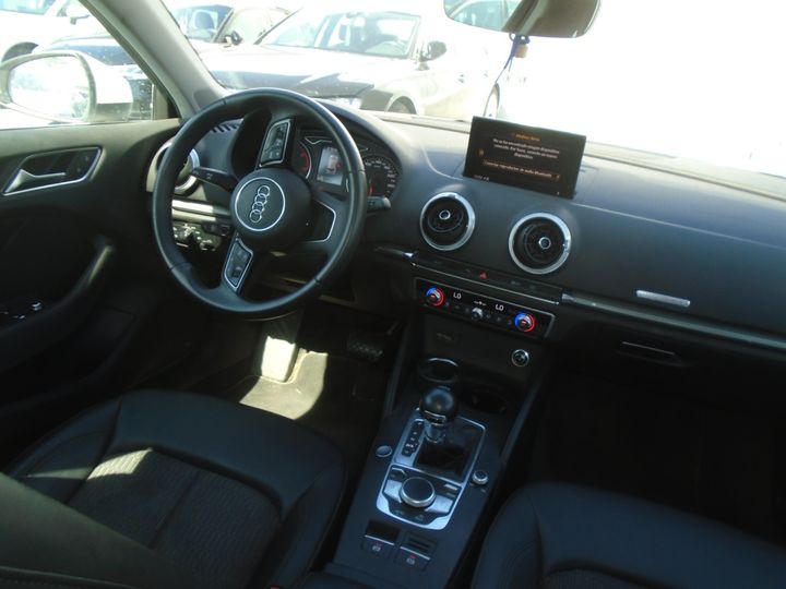 Photo 22 VIN: WAUZZZ8V4JA139302 - AUDI A3 