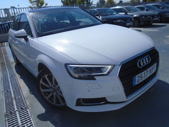 Photo 25 VIN: WAUZZZ8V4JA139302 - AUDI A3 