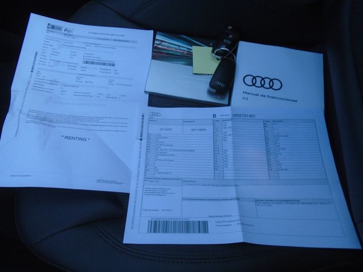 Photo 34 VIN: WAUZZZ8V4JA139302 - AUDI A3 