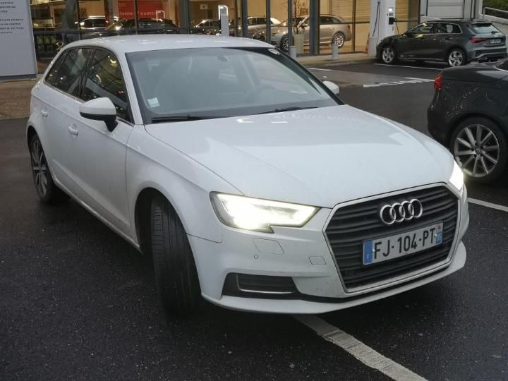 Photo 9 VIN: WAUZZZ8V4KA127359 - AUDI A3 SPORTBACK 