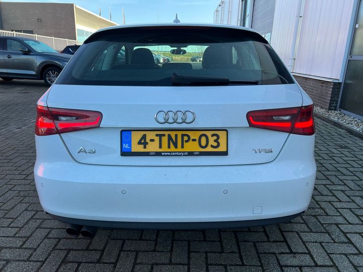 Photo 8 VIN: WAUZZZ8V5DA011705 - AUDI A3 