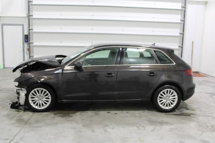 Photo 7 VIN: WAUZZZ8V5EA163131 - AUDI A3 SPORTBACK 