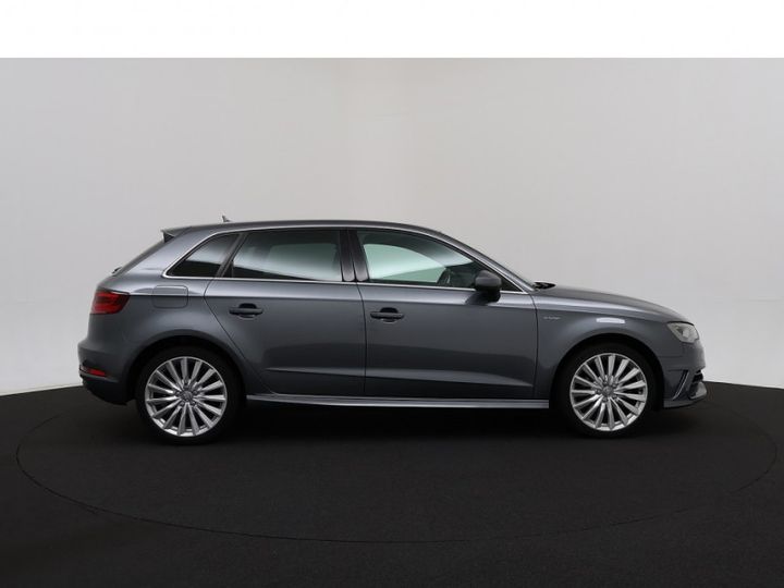 Photo 17 VIN: WAUZZZ8V5GA053103 - AUDI A3 SPORTBACK 