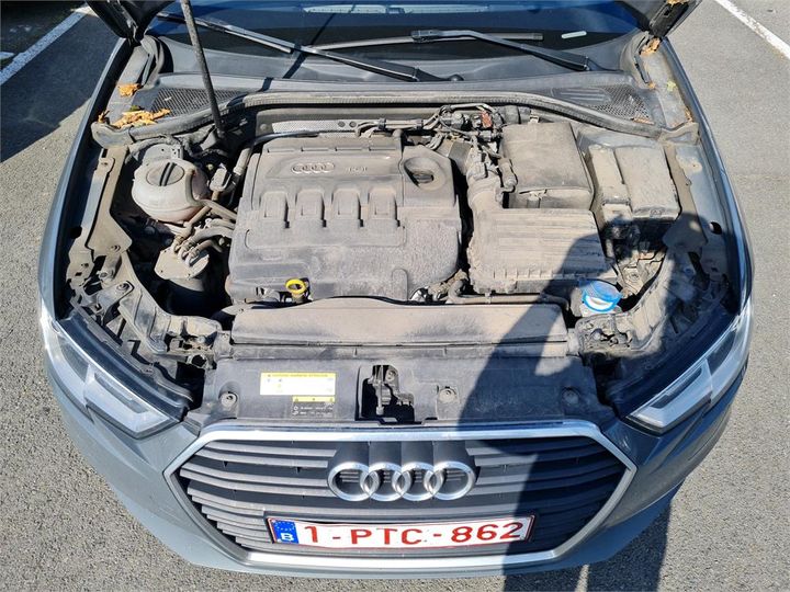 Photo 21 VIN: WAUZZZ8V5HA040921 - AUDI A3 