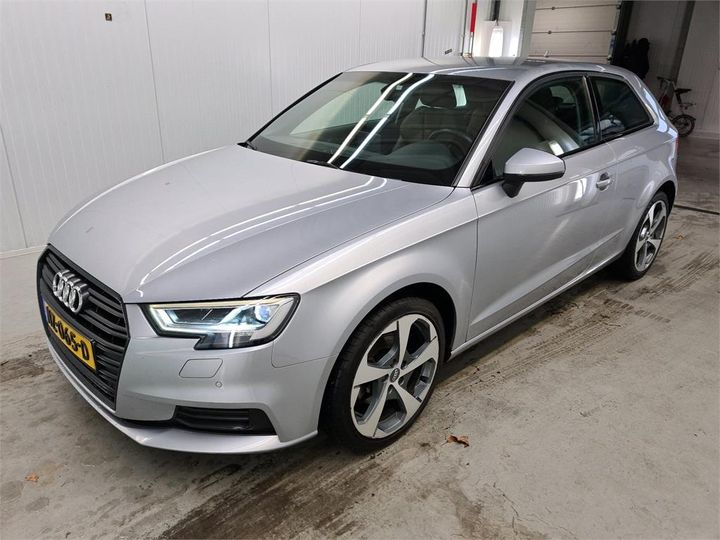 Photo 1 VIN: WAUZZZ8V5HA134720 - AUDI A3 