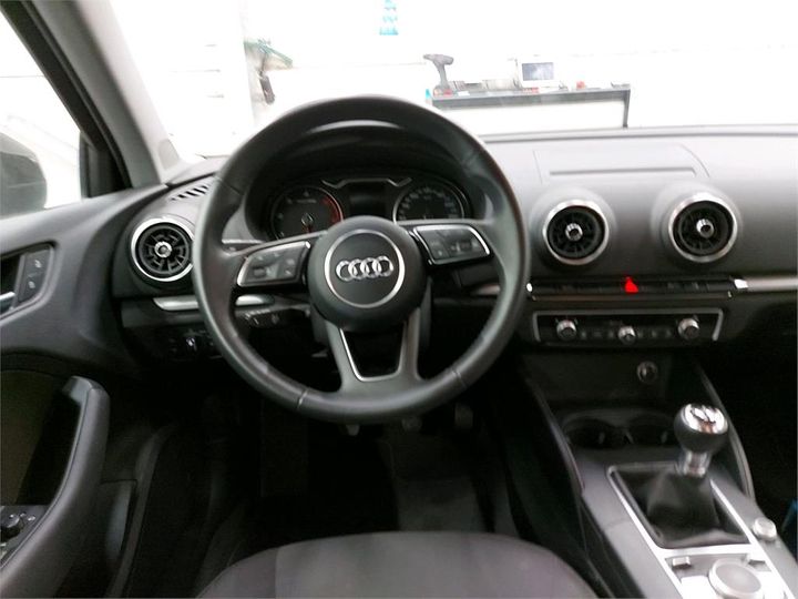 Photo 12 VIN: WAUZZZ8V5J1007844 - AUDI A3 BERLINE 