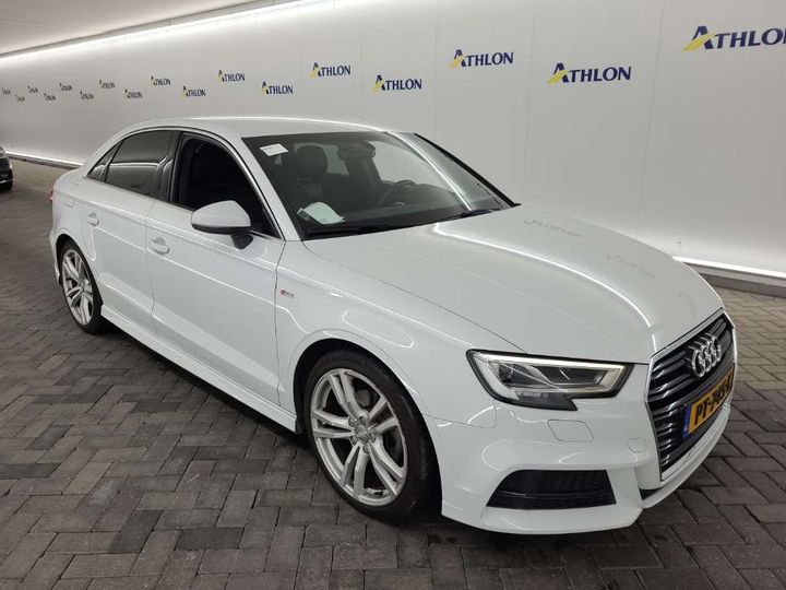 Photo 2 VIN: WAUZZZ8V5J1018004 - AUDI A3 LIMOUSINE 