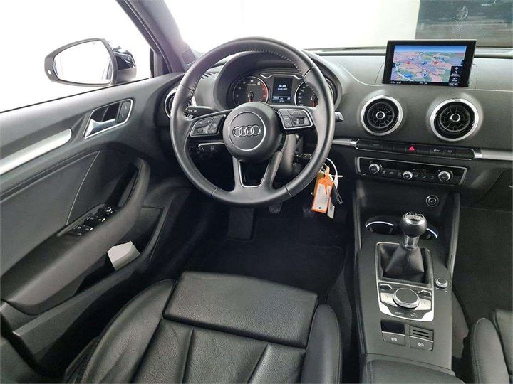 Photo 3 VIN: WAUZZZ8V5J1055361 - AUDI A3 BERLINE 