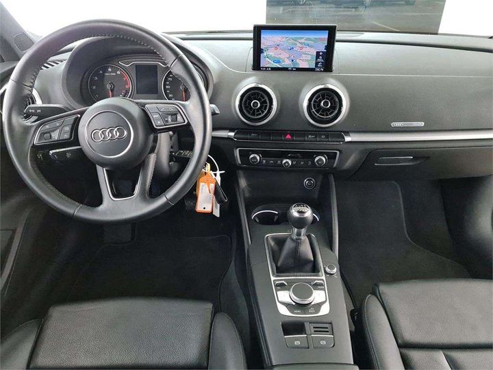 Photo 5 VIN: WAUZZZ8V5J1055361 - AUDI A3 BERLINE 