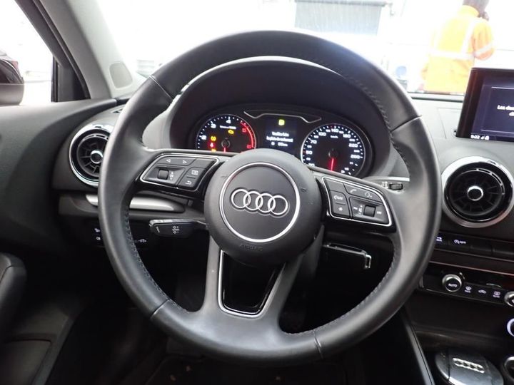 Photo 9 VIN: WAUZZZ8V5JA029942 - AUDI A3 SPORTBACK 