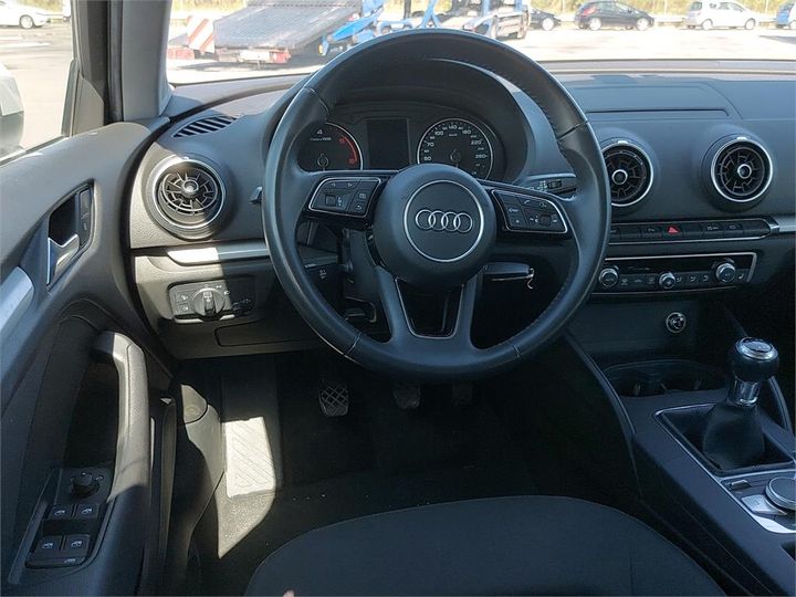 Photo 2 VIN: WAUZZZ8V5JA054792 - AUDI A3 