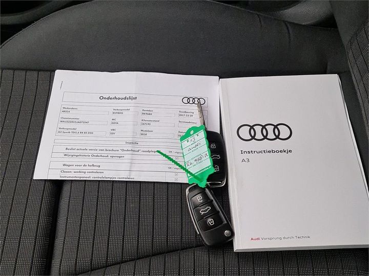 Photo 4 VIN: WAUZZZ8V5JA072547 - AUDI A3 