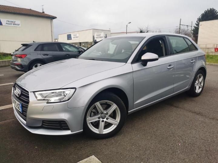 Photo 1 VIN: WAUZZZ8V5JA073178 - AUDI A3 SPORTBACK 