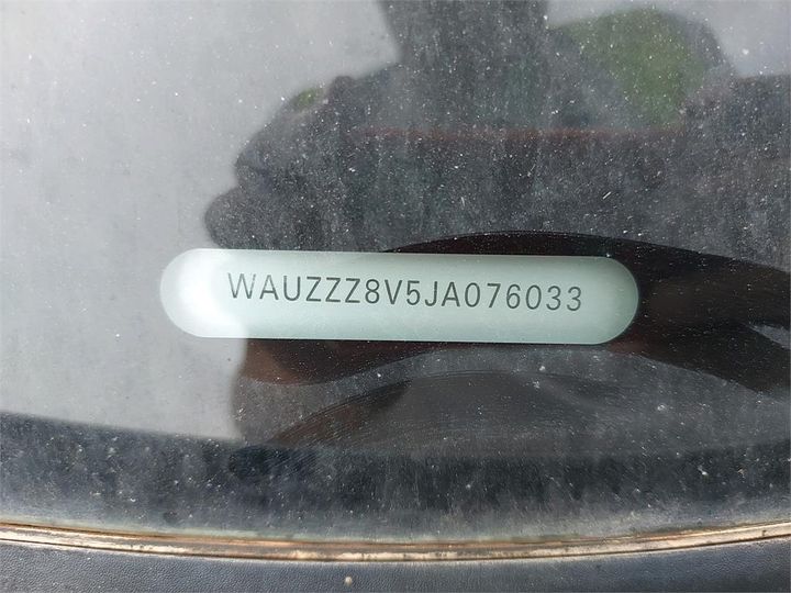 Photo 2 VIN: WAUZZZ8V5JA076033 - AUDI A3 