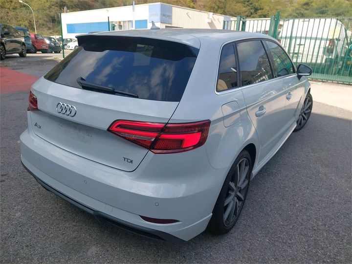 Photo 6 VIN: WAUZZZ8V5JA122170 - AUDI A3 SPORTBACK 