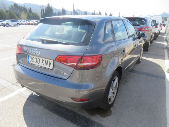 Photo 2 VIN: WAUZZZ8V5JA131483 - AUDI A3 