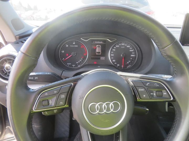 Photo 9 VIN: WAUZZZ8V5JA131483 - AUDI A3 